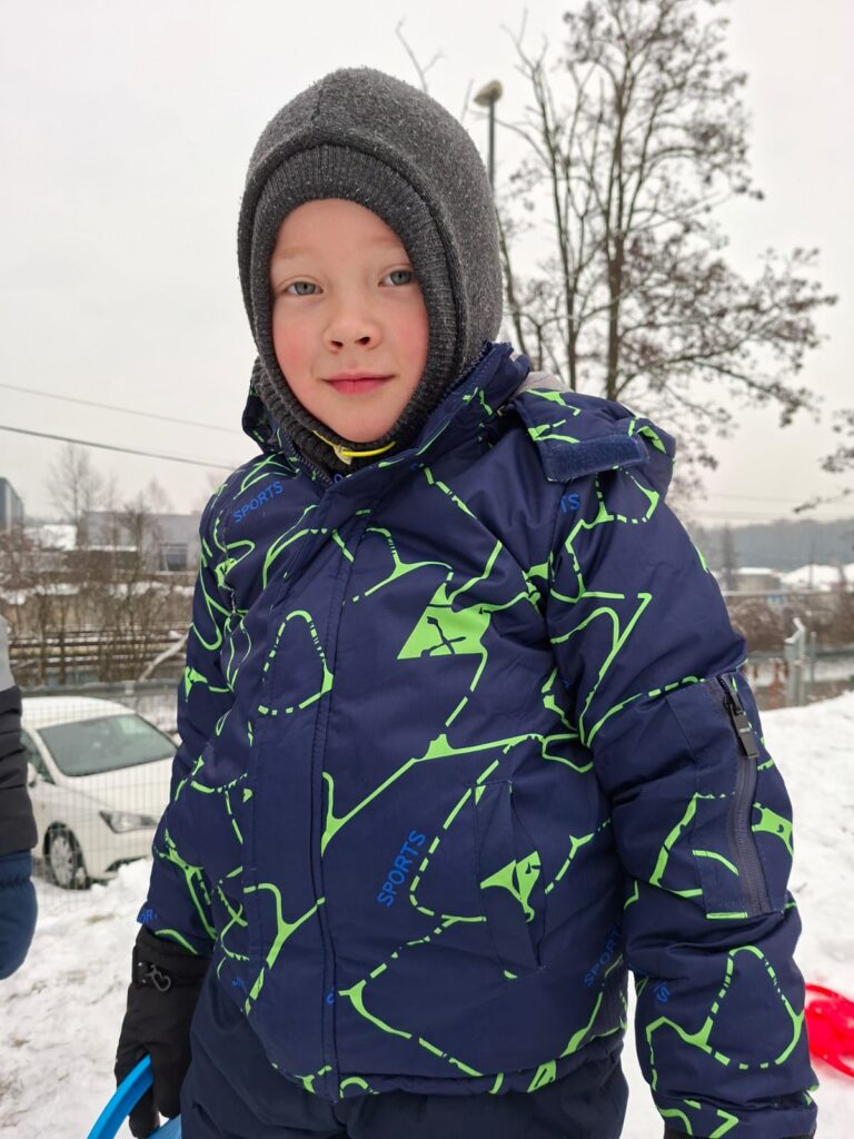 WhatsApp-Image-2026-01-14-at-10.58.07-768x1024 Wesołe zabawy na śniegu